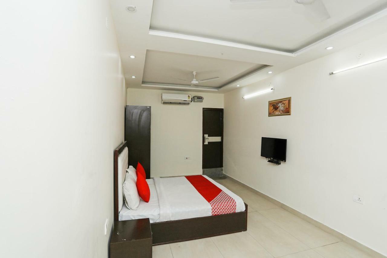 Oyo 35511 Hotel Park View Rohtak エクステリア 写真